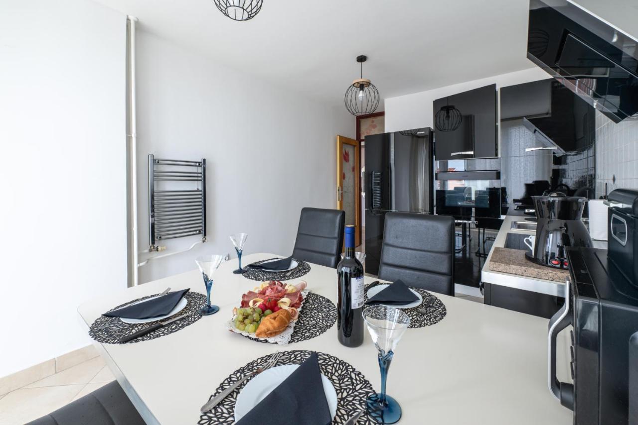 Be Happy Apartment ริเยกา ภายนอก รูปภาพ