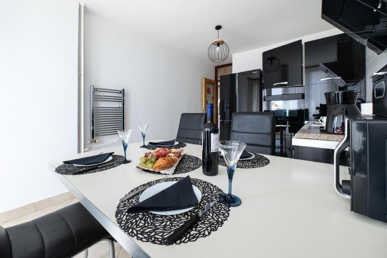 Be Happy Apartment ริเยกา ภายนอก รูปภาพ